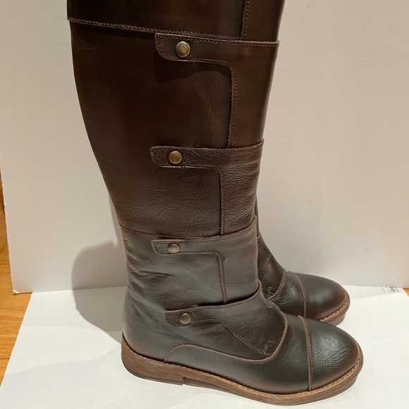 Very Volatile Shoes - Very Volatile Leather Boots Size 7